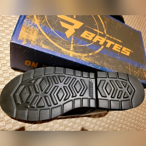 Bates Men's High Gloss Oxford Shoe - size 8.5 wide - Picture 4 of 5